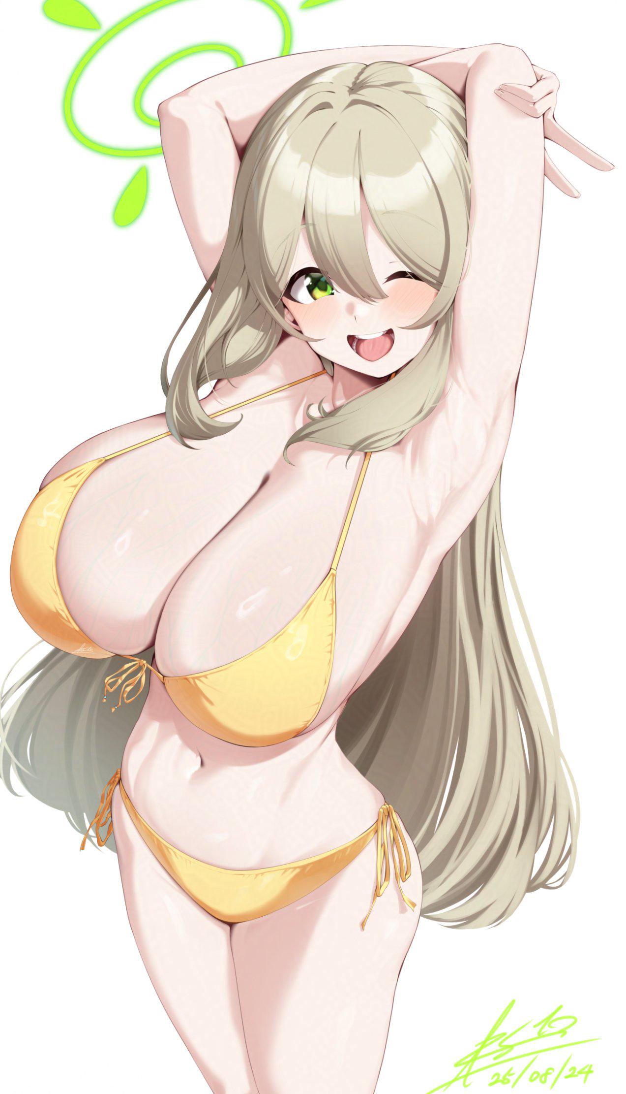 Nonomi in Bikini